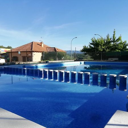 Camping-Bungalows Altomira Navaixes Exterior foto